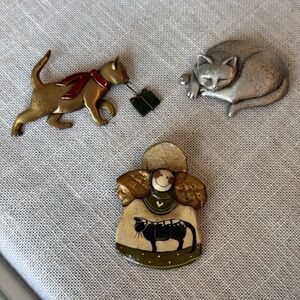 Sisters 2007 Cat Pin & JJ Cat Pins